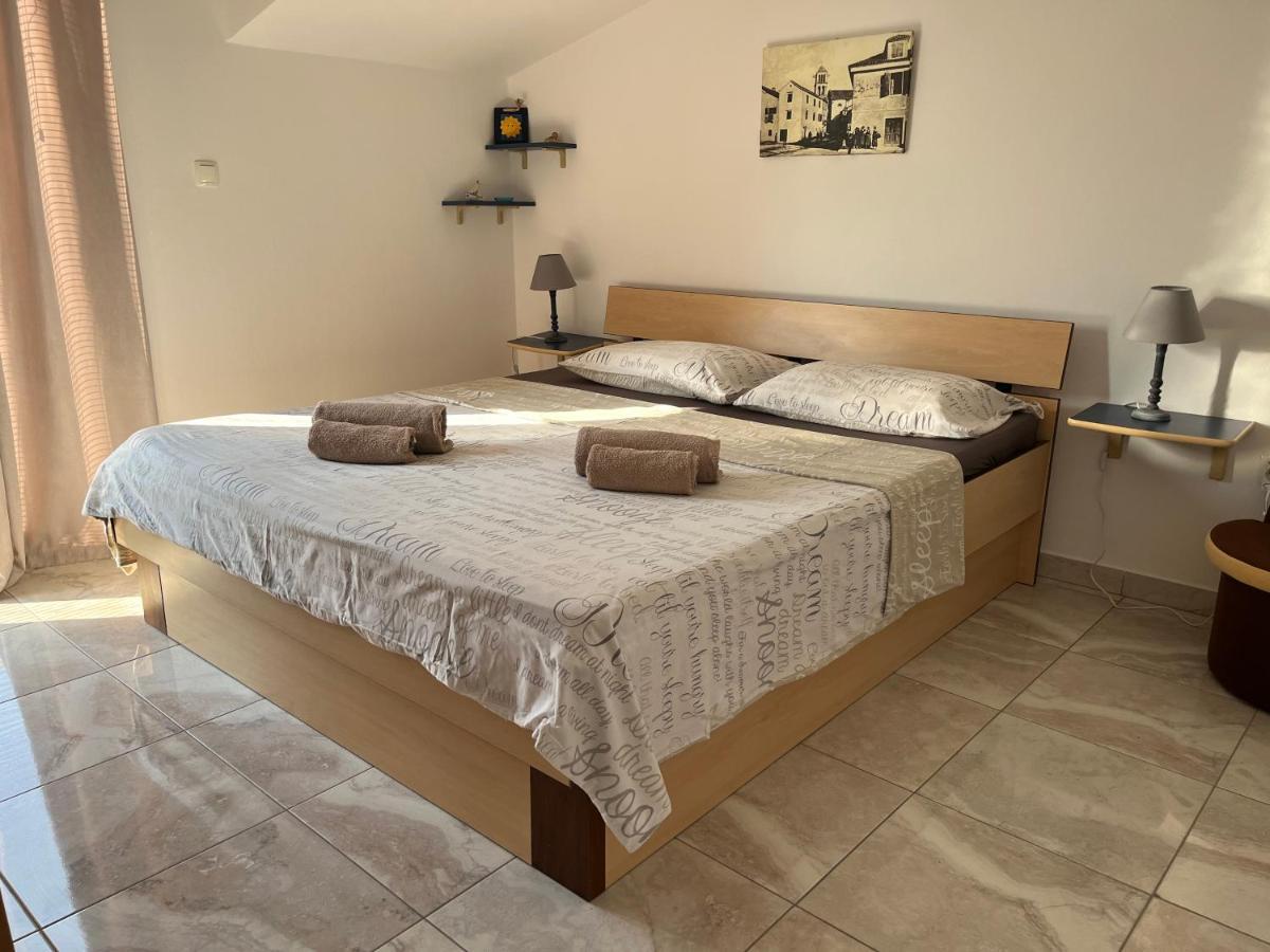 Apartments Goga Vodice Zewnętrze zdjęcie