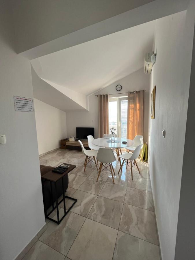 Apartments Goga Vodice Zewnętrze zdjęcie